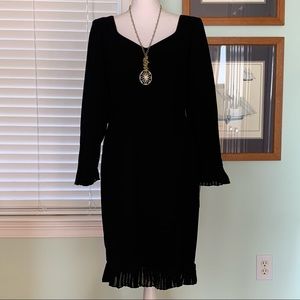 NWT Liz Claiborne Black Pleat Ruffle Hem V-neck Dress 6